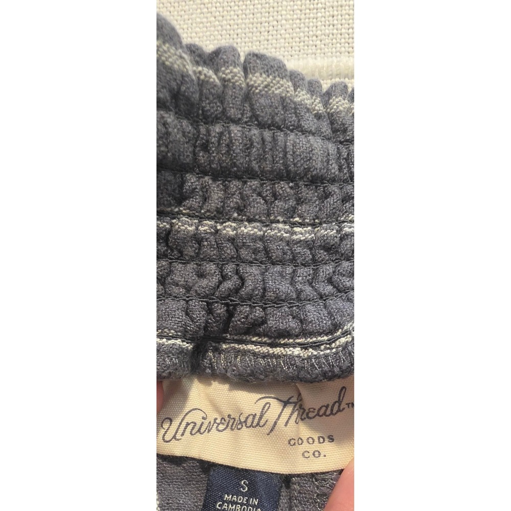 Universal Thread Striped Smocked Waist Shorts Charcoal Gray Blue Small - Picture 2 of 4